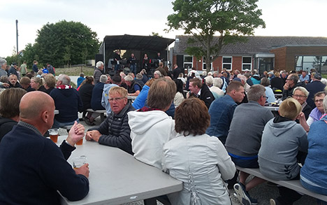 Grown up boys venter på fredag til fredagskoncert i Øster Hurup