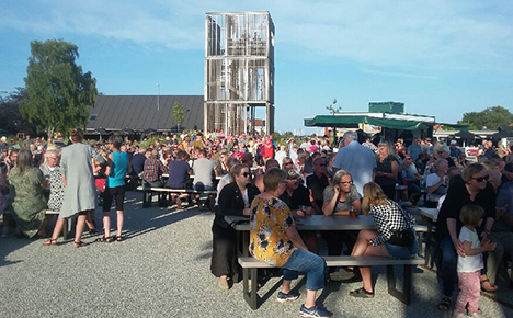 Fredag er lig med fredagskoncert i Øster Hurup