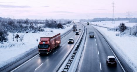 Vintertjenesten er i fuld sving, men DMI har afblæst varsel om fygning