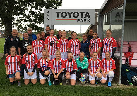 Nyt spillertøj til dameholdet i Astrup