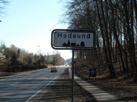 Advokathus byder indenfor på Facebook