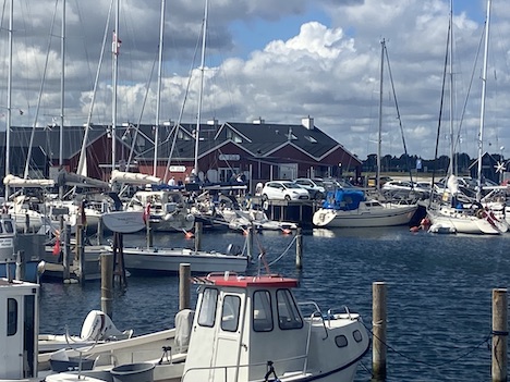 En læser fortæller: God oplevelse på Havnen i Øster Hurup – Tak hjerteløbere