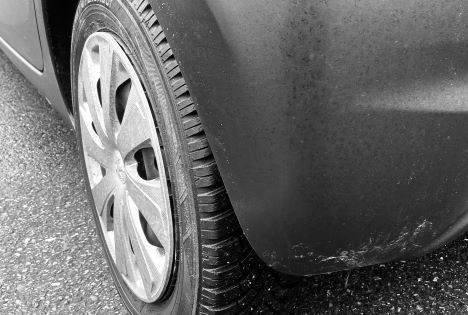 Advarer alle bilejere i Arden mod løsnede hjulbolte