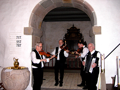 Festlig spillemands- og kyndelmisse gudstjeneste