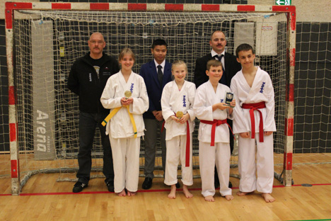 Hadsund karatebørn til NisseCup i Randers