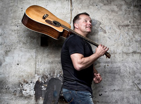 Per Andersen sparker gang i august på Styret