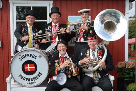 Sigfreds Fodvarmere fylder 50 år