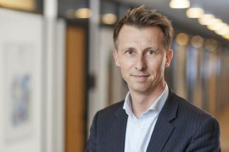 Chef for Ældre og Omsorg fratræder sin stilling