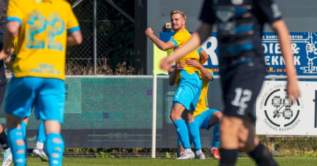 Hobro IK besejrede Esbjerg: Klitten-brødrene og Marco Bruhn sikrede første hjemmesejr i Betinia Ligaen