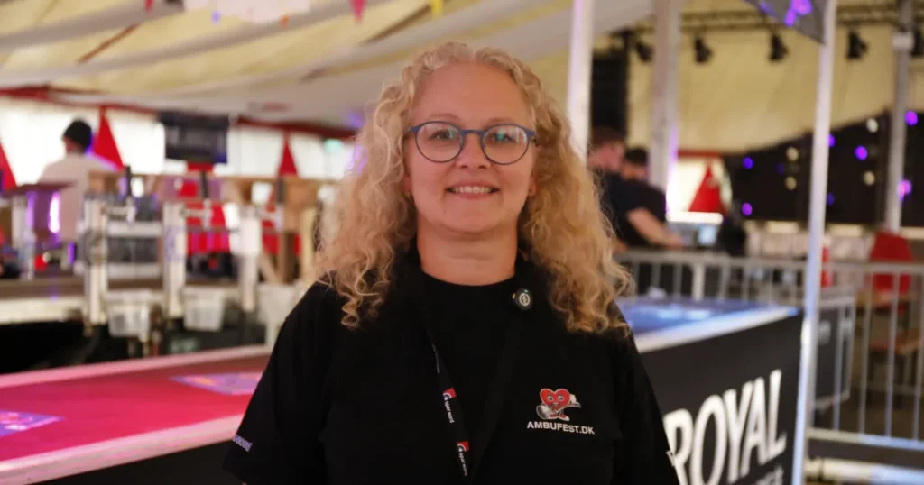 Interview: Lene Hammer Sørensen fortæller om de 500 frivillige som skaber rammerne for Ambu festen 2025