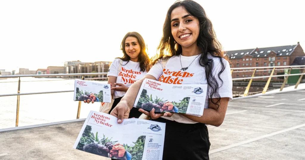 Frivillige deler håb og positive nyheder ud på Hobro Station d. 5 september