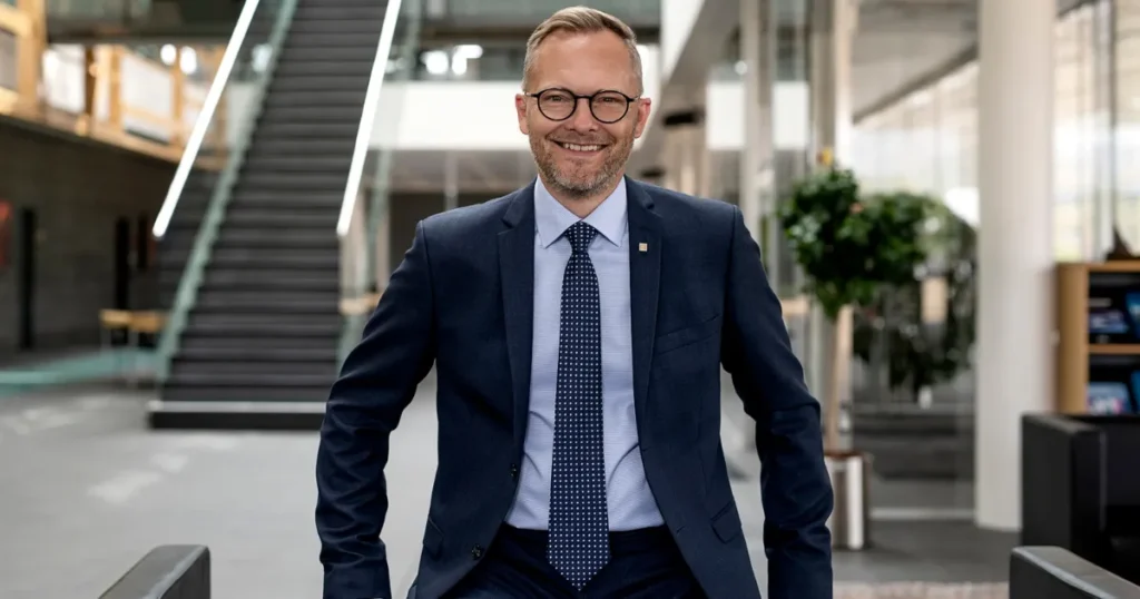 Sparekassen Kronjylland topper kundetilfredsheden igen – Nr. 1 for tredje år i træk blandt privatkunder