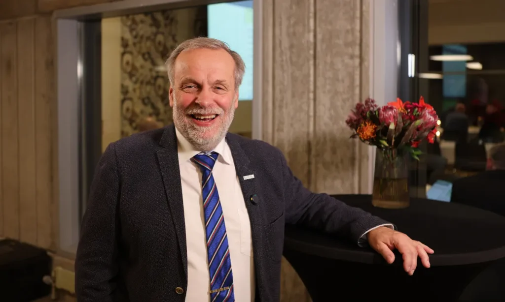 Danmarksdemokraterne stormede ind i byrådet i Mariagerfjord Kommune – Interview med Svend Madsen