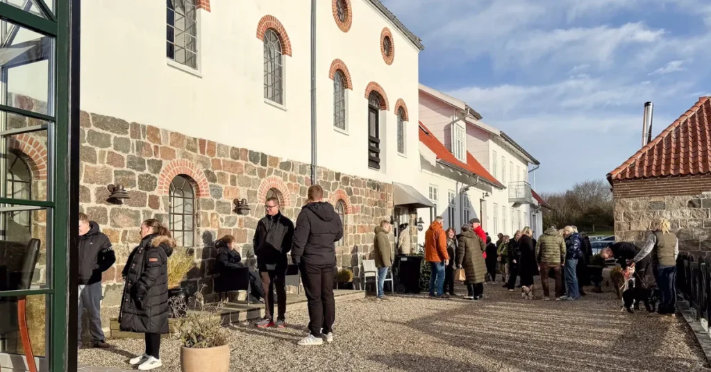 Aamølles første julemarked trak 1.500 gæster: “Vi er blæst helt bagover”