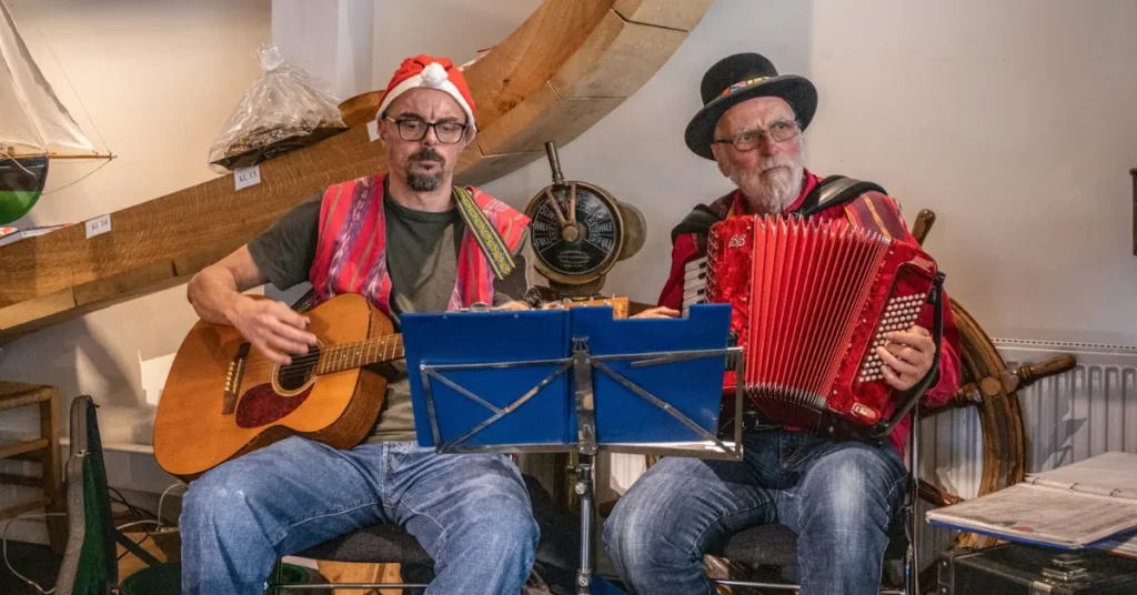 Julemarked på Hobro Værft byder på maritim hygge