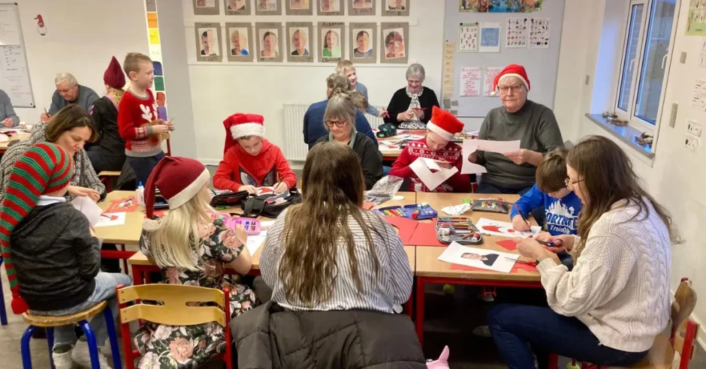 Bedsteforældredag og juleklip på Mariagerfjord Idrætsskole