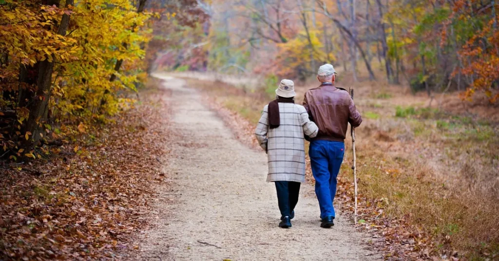 Brænd julemiddagen af i naturen: Oplagte gåture i Mariagerfjord