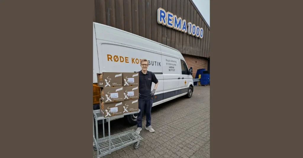 Røde Kors Hadsund deler julehjælp ud til 83 familier