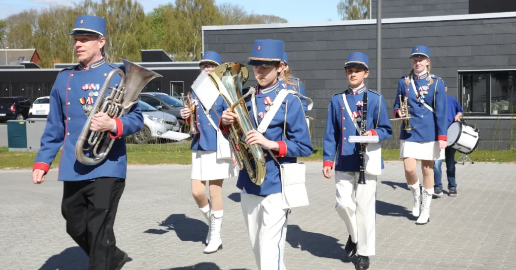 Hobro Garden inviterer skolebørn til “Musik og march” i vinterferien: Tre dage med instrumenter og koncert