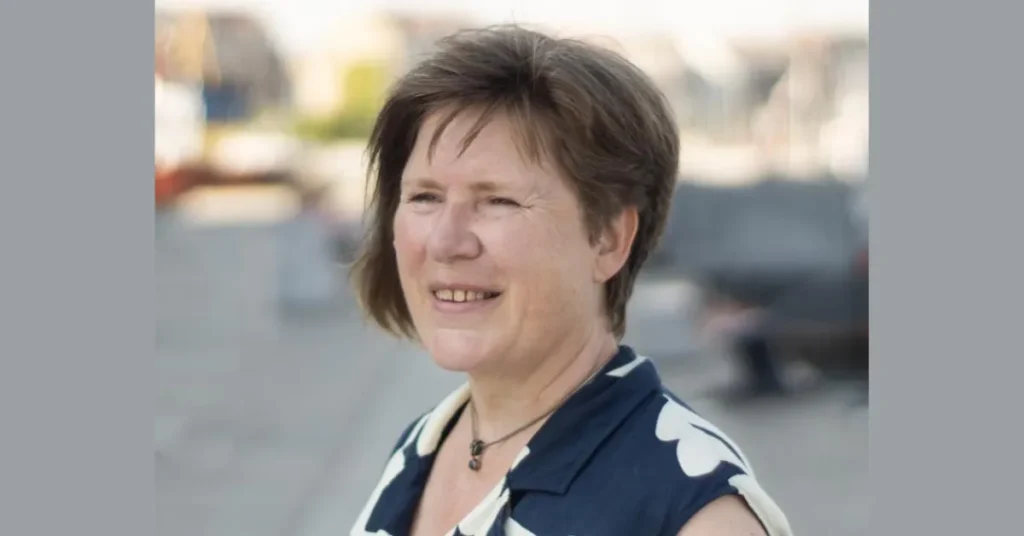 KulturKaffe i Hadsund: Forfatter fortæller om at miste en far, der langsomt forsvinder