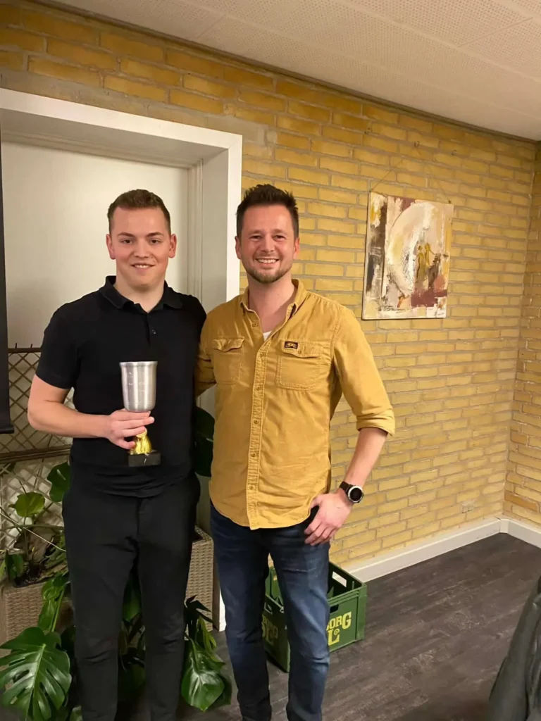 11c27fed b706 4f0c a558 e5f38a7e8b32