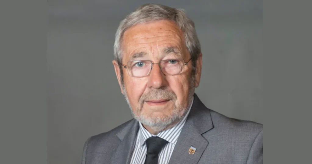 Portræt af et liv i tjeneste: Erik Kirkegaard Mikkelsen fylder 80 år