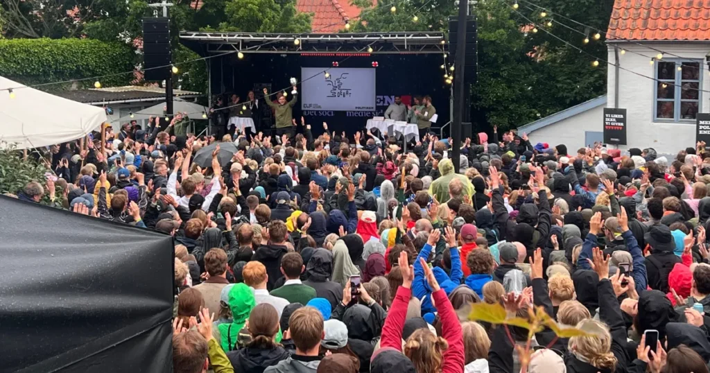 Rasmus vandt DM i Debat efter tæt finale på Folkemødet