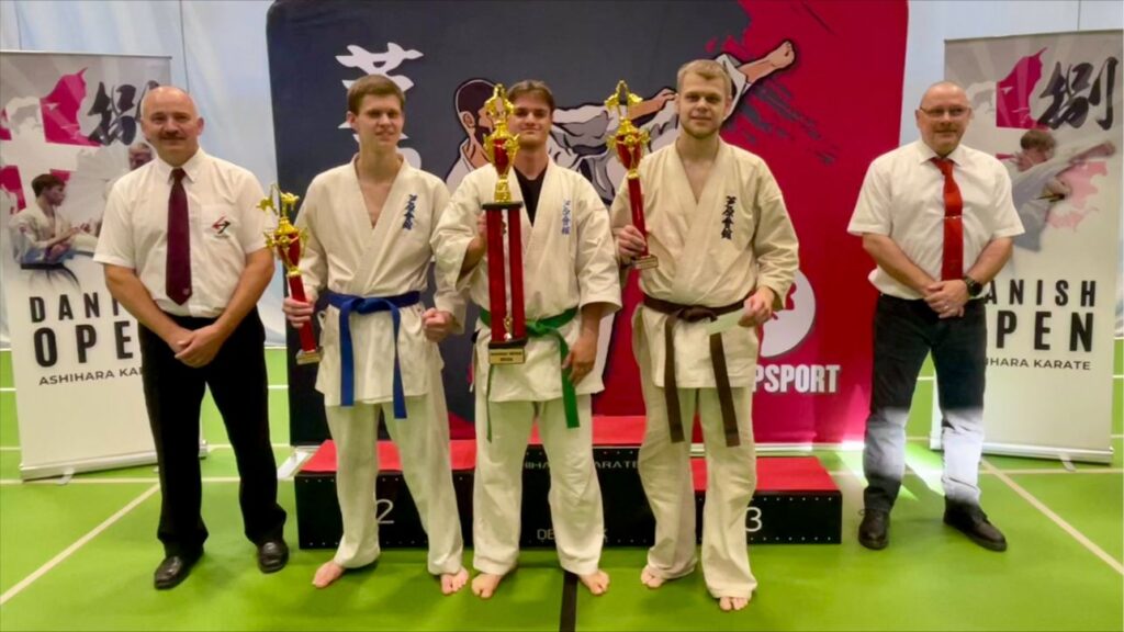 Ashihara karate kæmpere slog til ved Danish Open: Tog tre medaljer med hjem til Hadsund